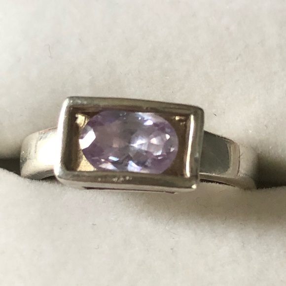 Amathyst Modern Ring - Picture 3 of 6